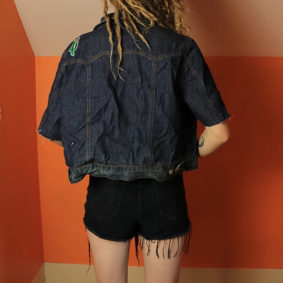 Denim Distressed Custom Jean Jacket Cactus Patch Short Sleeve Button Down Petite - Picture 4 of 5
